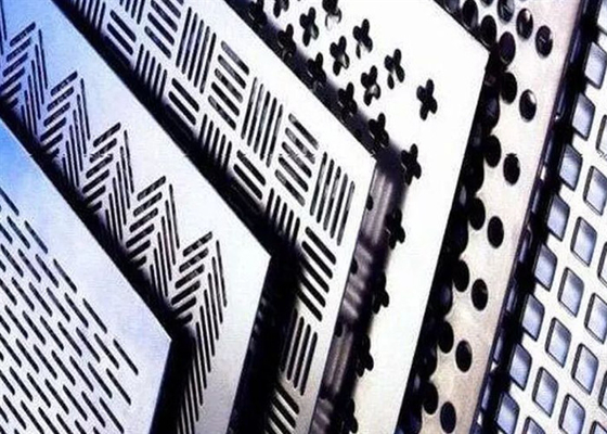 El mediados de acero de acero inoxidable perforó el agujero 2.0m m grueso decorativo de los paneles 5.0m m del metal