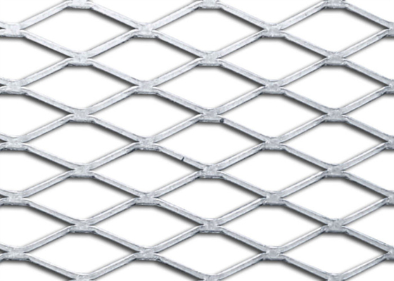 Alambre de metal ampliado galvanizado Mesh With Diamond Hole 25 * 50m m 1,2 * 2.4m