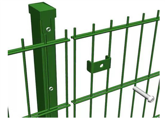 Cercas de alambre de doble bucle galvanizado en caliente para jardines 55 * 100mm agujero de malla