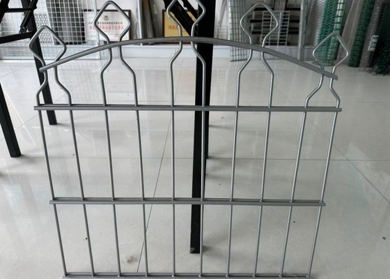 Doble cerco de alambre de bucle 50x200mm malla muestras gratuitas postes personalizados para jardín deporte de la carretera