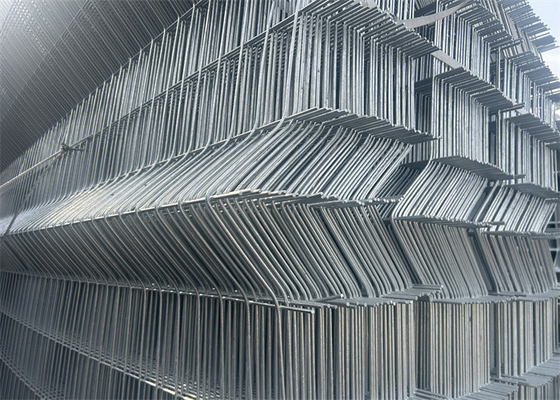 Cercas de malla galvanizada en V / 3D de malla de alambre curvado para escuela / jardín