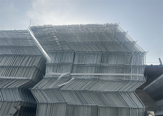 Panel triangular de alambre de malla de cerca de acero de bajo carbono para una construcción resistente