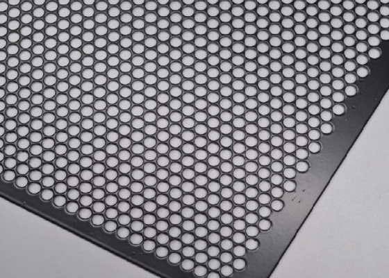 304 malla perforada de acero inoxidable - cortada por láser, certificada ISO 9001 para protección, filtración
