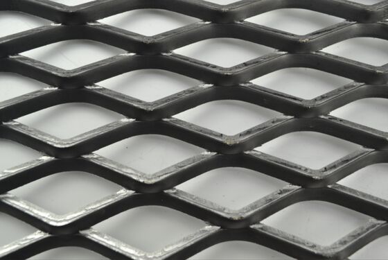 Malla Metálica Expandida Geométrica para Paneles de Cribado y Cerramientos Estructurales