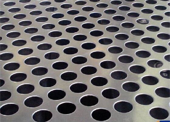 Rejilla de chapa de metal perforada personalizada para protección de filtración y ventilación