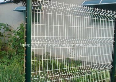 Resistencia de desgaste de alta resistencia con poco carbono del alambre de acero del panel de la cerca del triángulo de la prueba de la putrefacción