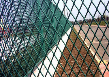 Los paneles ampliados cubiertos polvo de la cerca del metal, moho anti de la malla metálica de la forma del diamante