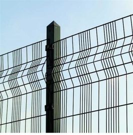 PVC del panel de la cerca del triángulo del metal soldado con autógena del verde cubierto con las curvas del triángulo