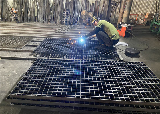 ISO 30/5 reja de acero galvanizada de la inmersión caliente de 30m m x de 100m m para la plataforma