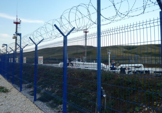 55x200m m 3d curvaron la cerca soldada con autógena Panel del triángulo de 4.0m m